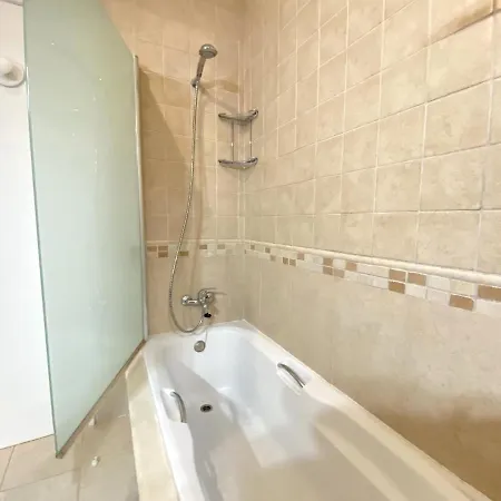 Twins 1 With Pool By Homing Виламура