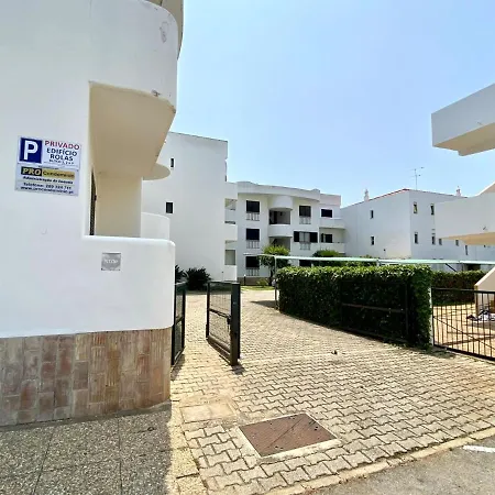 Twins 1 With Pool By Homing *