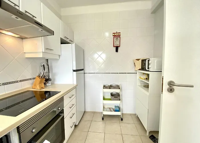 Twins 1 With Pool By Homing