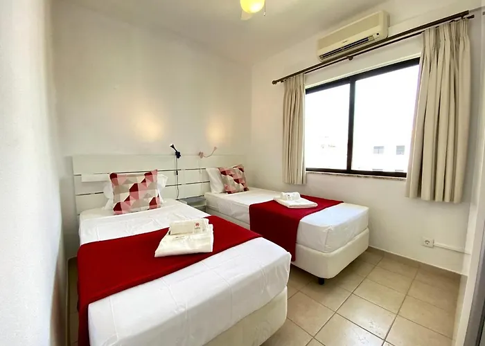 Twins 1 With Pool By Homing * Vilamoura