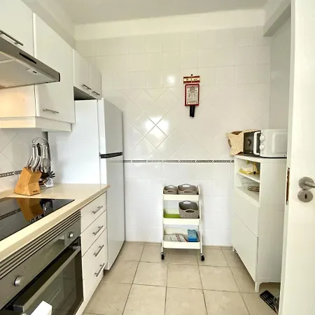 Twins 1 With Pool By Homing