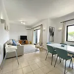 Appartement Twins 1 With Pool By Homing