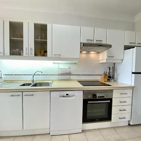 Appartement Twins 1 With Pool By Homing