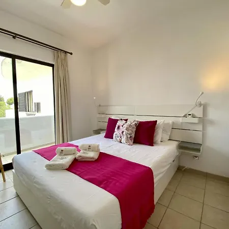 Appartement Twins 1 With Pool By Homing *